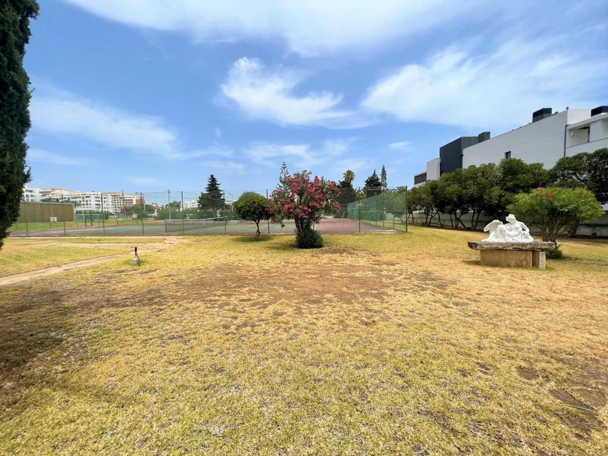דירות Armacao De Pera Twins 2 With Pool By Homing מראה חיצוני תמונה